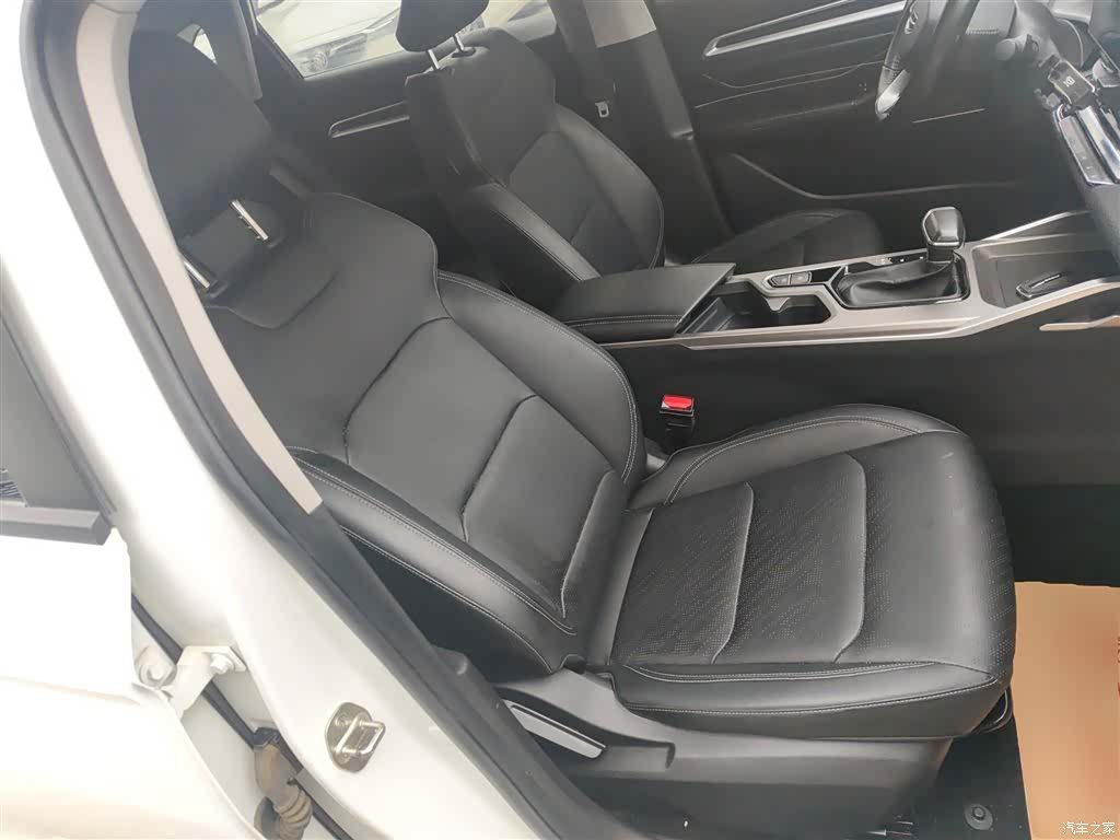 Geely Emgrand, 2023 20