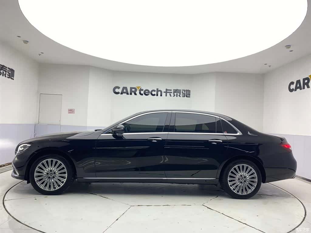 Mercedes-Benz E-Class, 2023 8