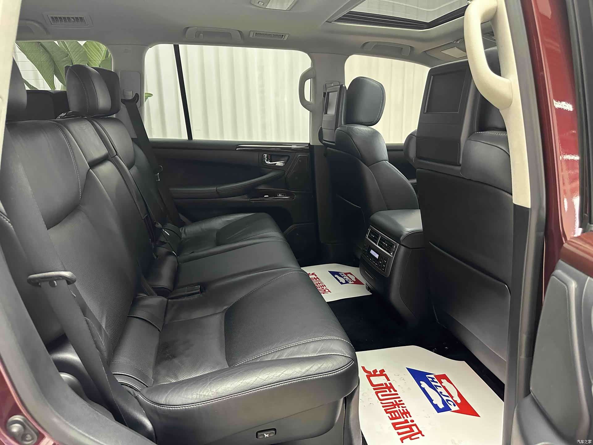 Lexus LX, 2014 18