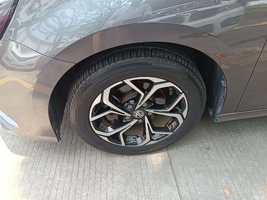 MG MG5, 2021 23