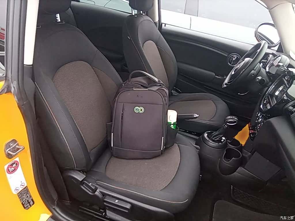 Mini ONE+, 2015 25