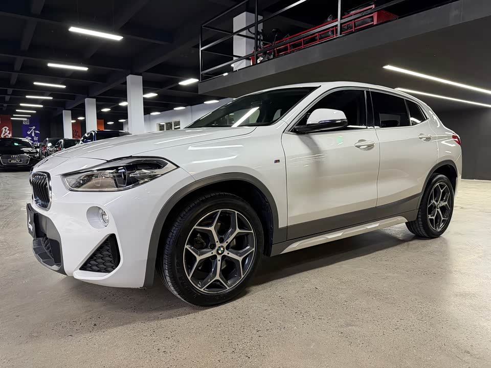 BMW X2