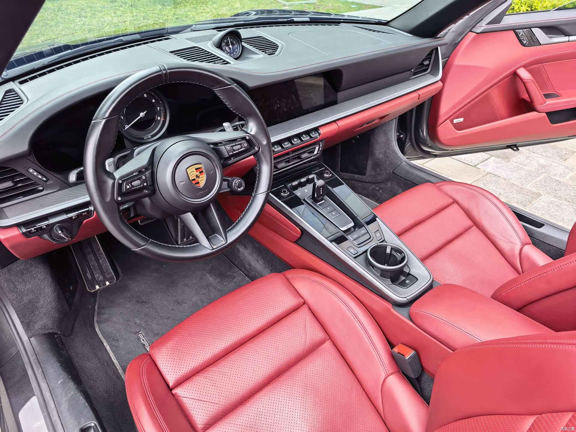 Porsche 911, 2021 38
