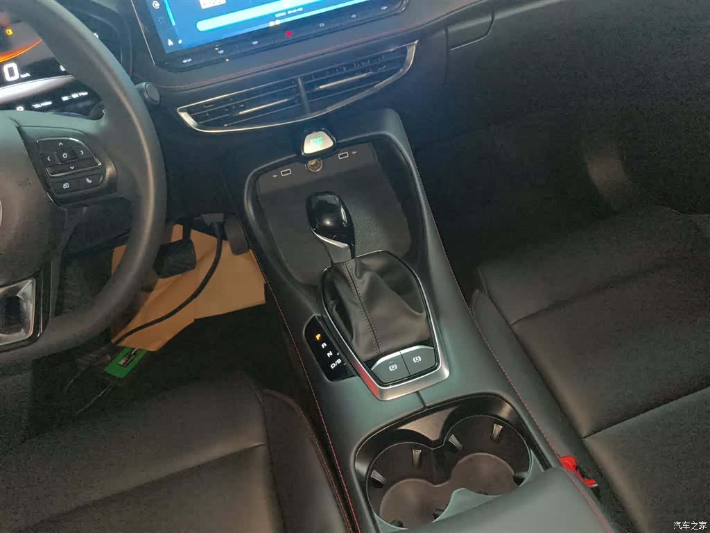 MG MG5, 2025 14