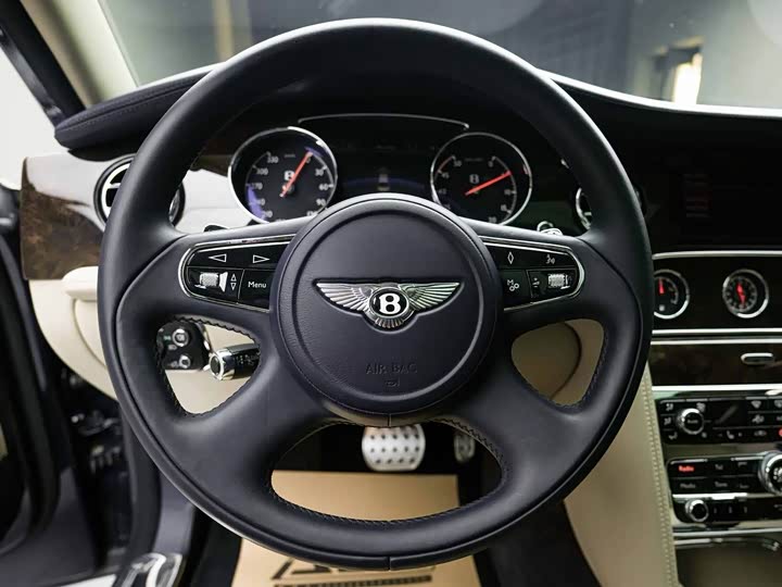 Bentley Mulsanne 2013 6.8T Mulliner te bie ban