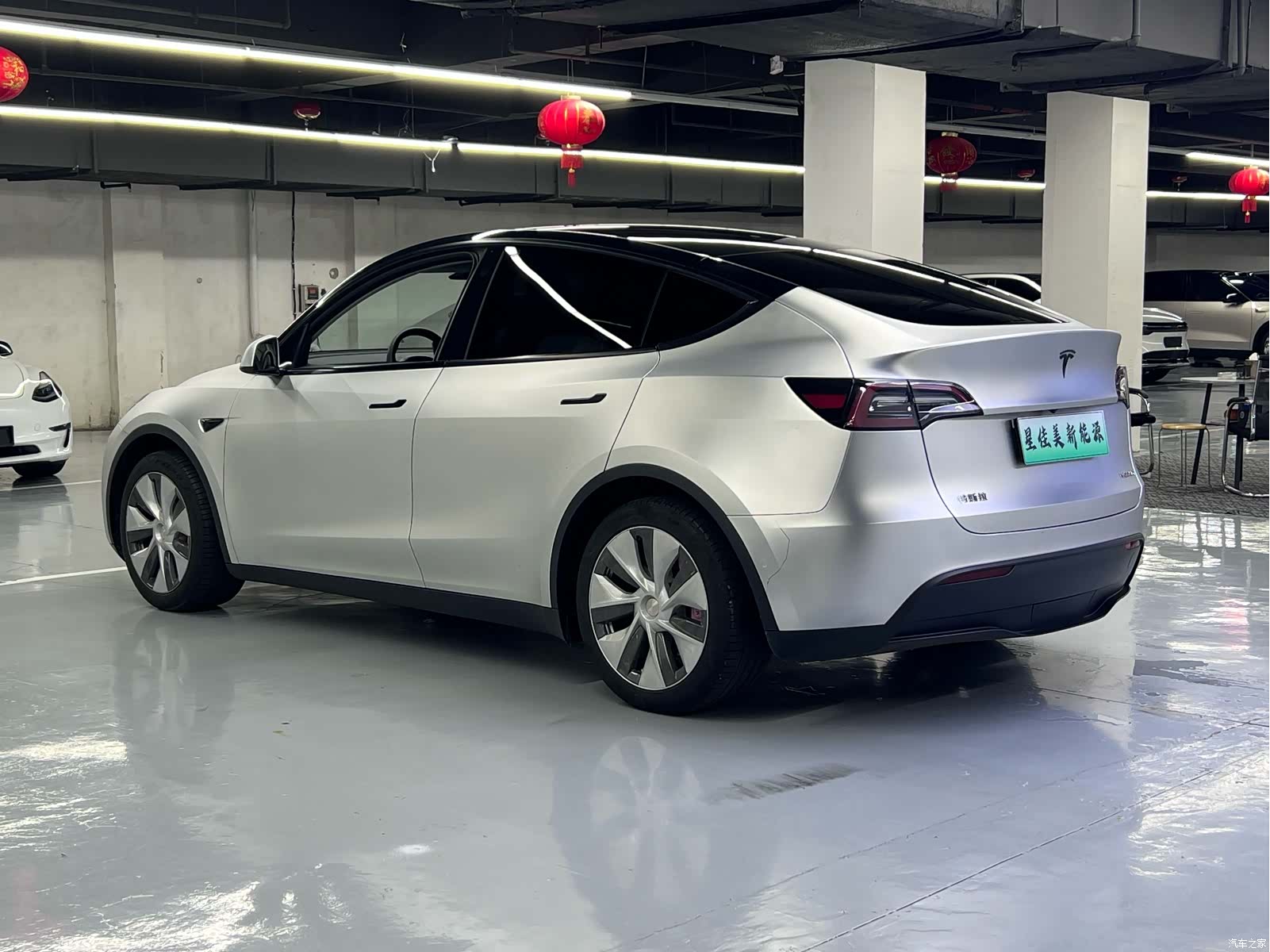 Tesla Model Y, 2023 12