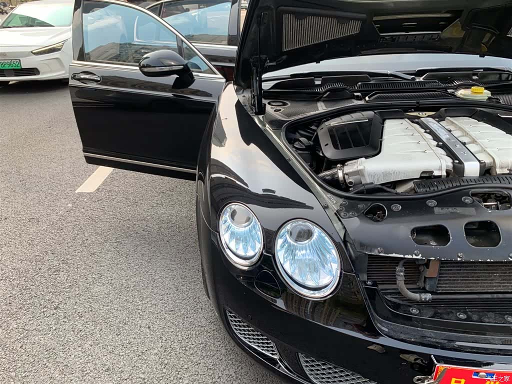 Bentley Flying Spur, 2011 19