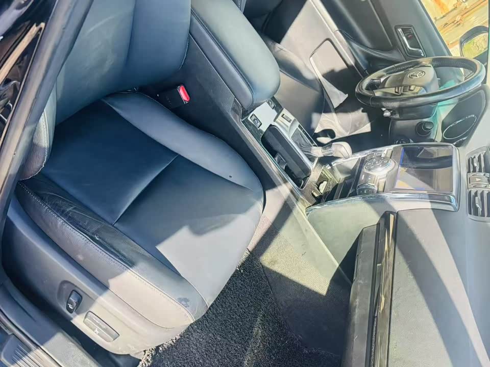 Toyota Reiz Toyota Reiz