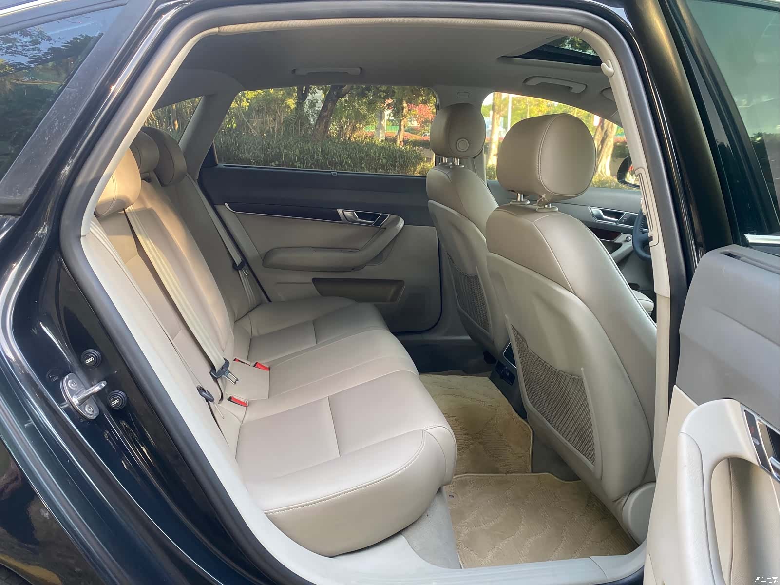 Audi A6L, 2010 7