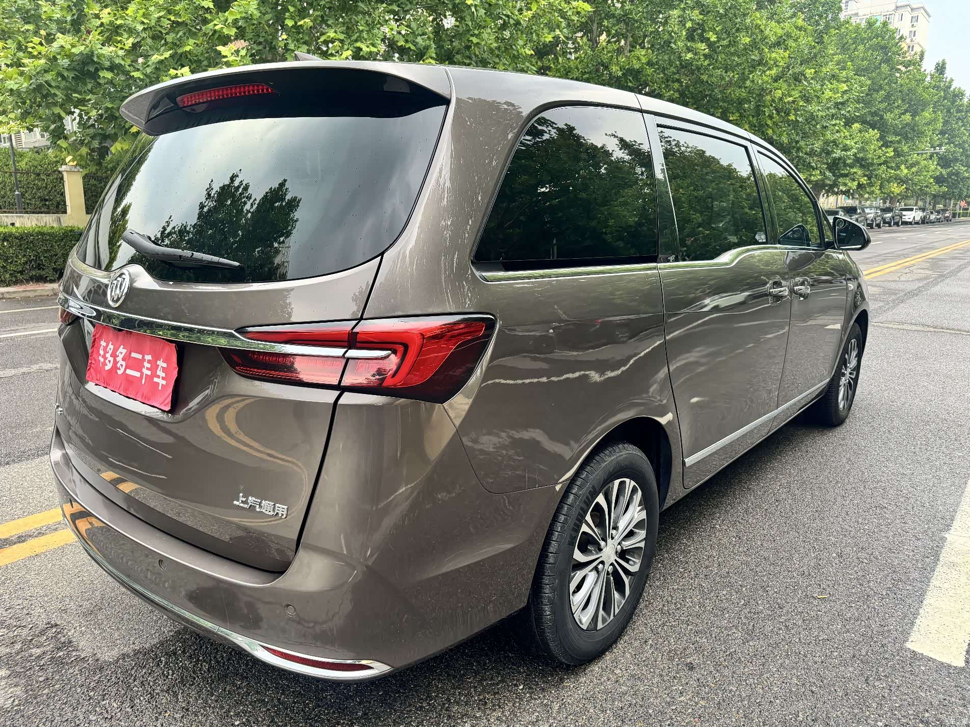 Buick GL8, 2022 6