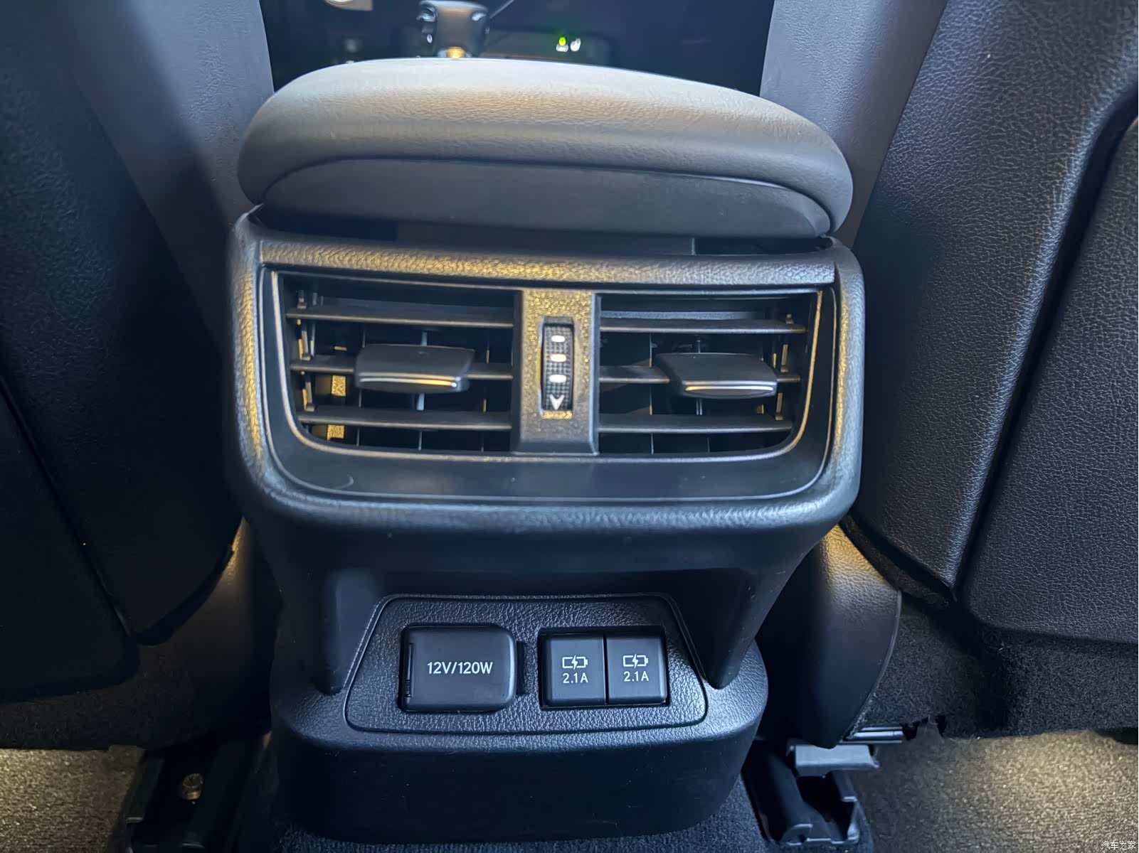 Lexus ES, 2019 15