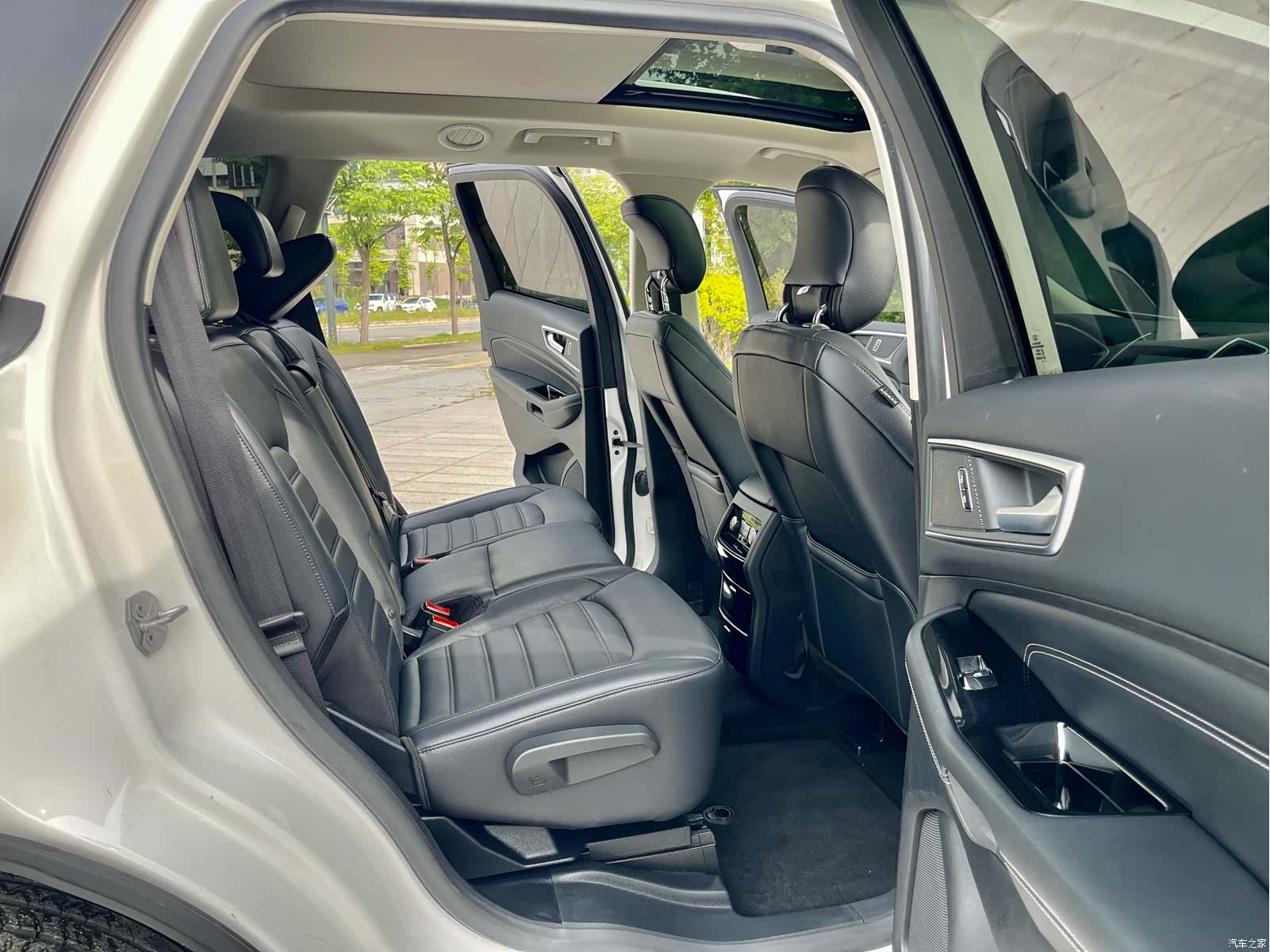 Ford Edge, 2018 18