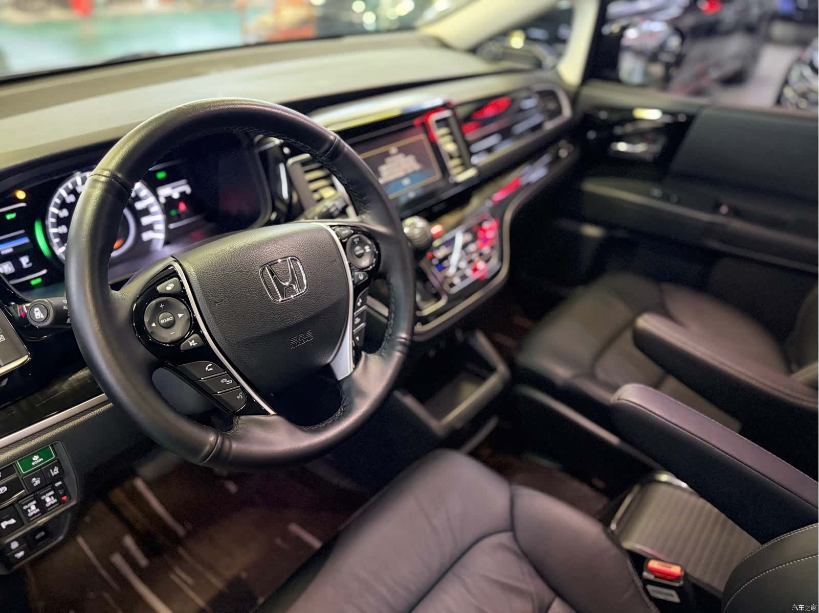 Honda Elysion, 2021 все фото