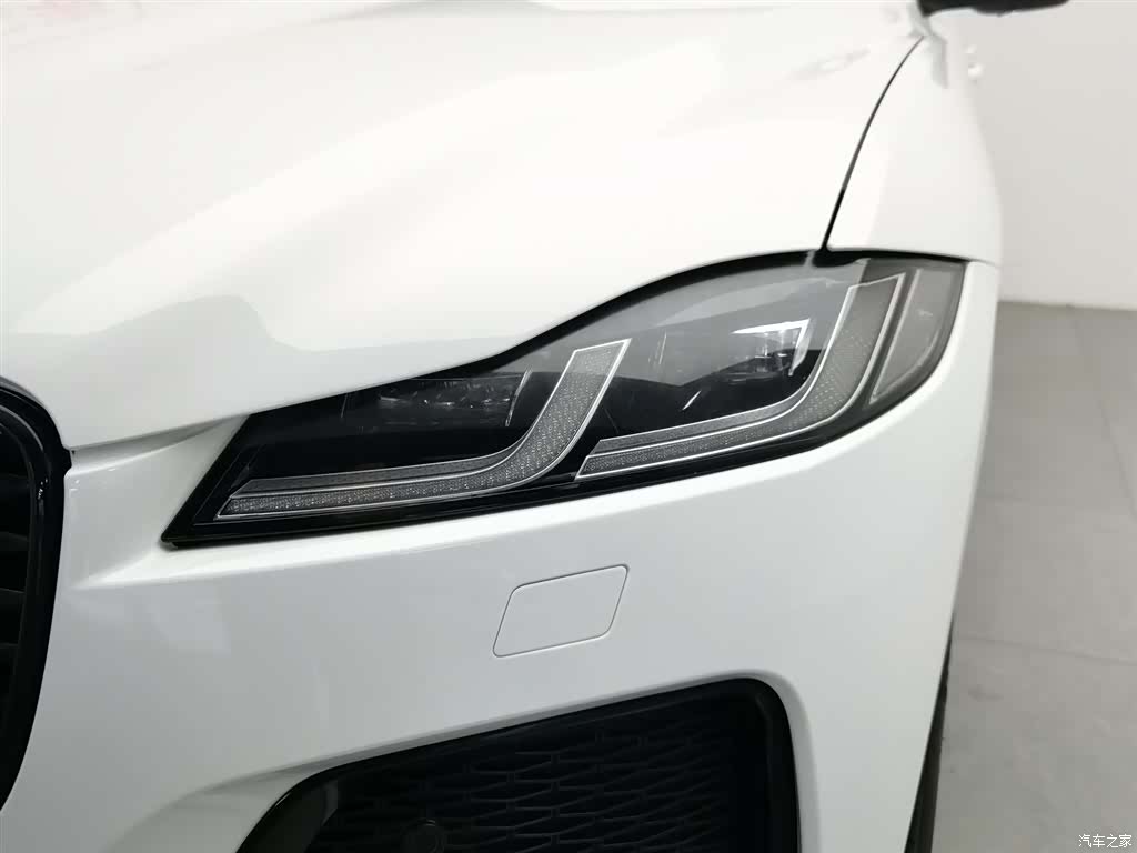 Jaguar F-PACE, 2024 7