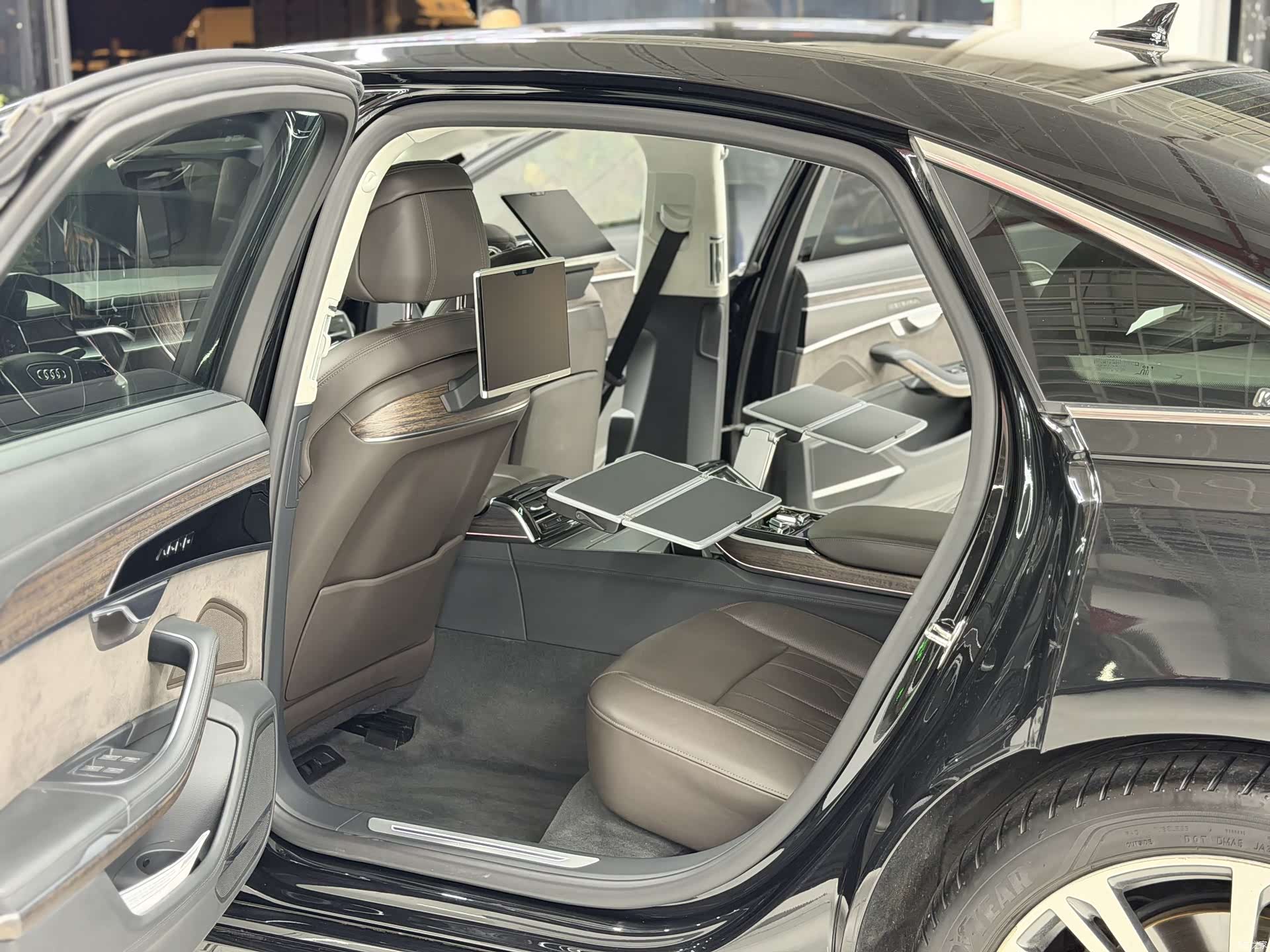 Audi A8L, 2020 12
