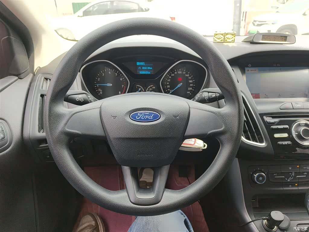 Ford Focus, 2018 11