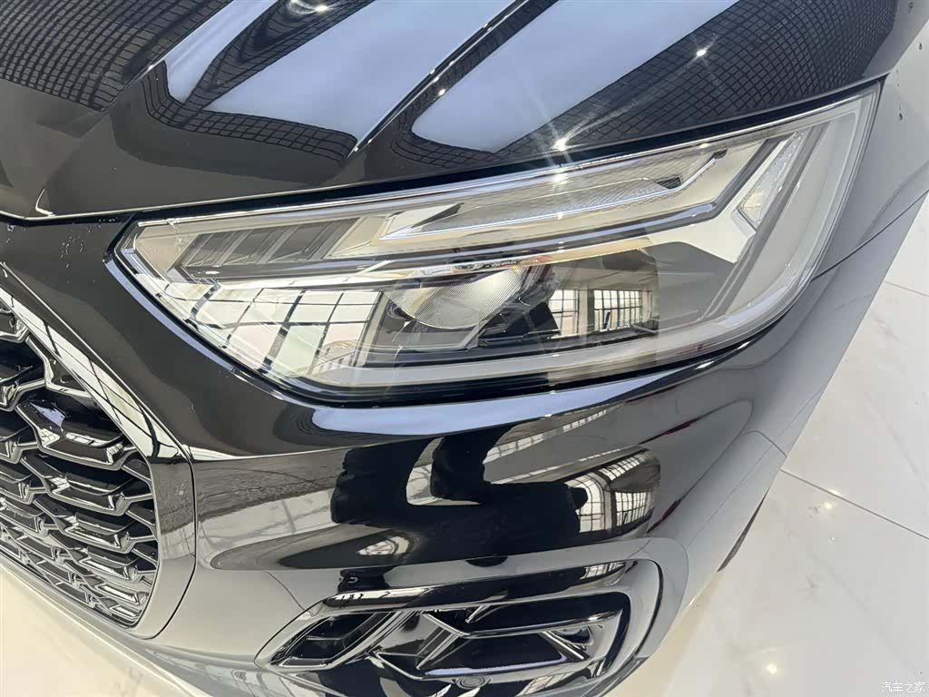 Audi Q5L, 2024 14