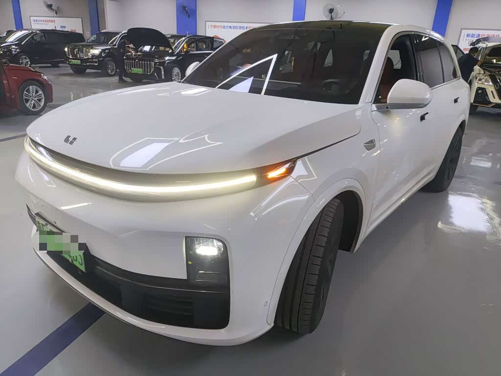 Li Auto L7