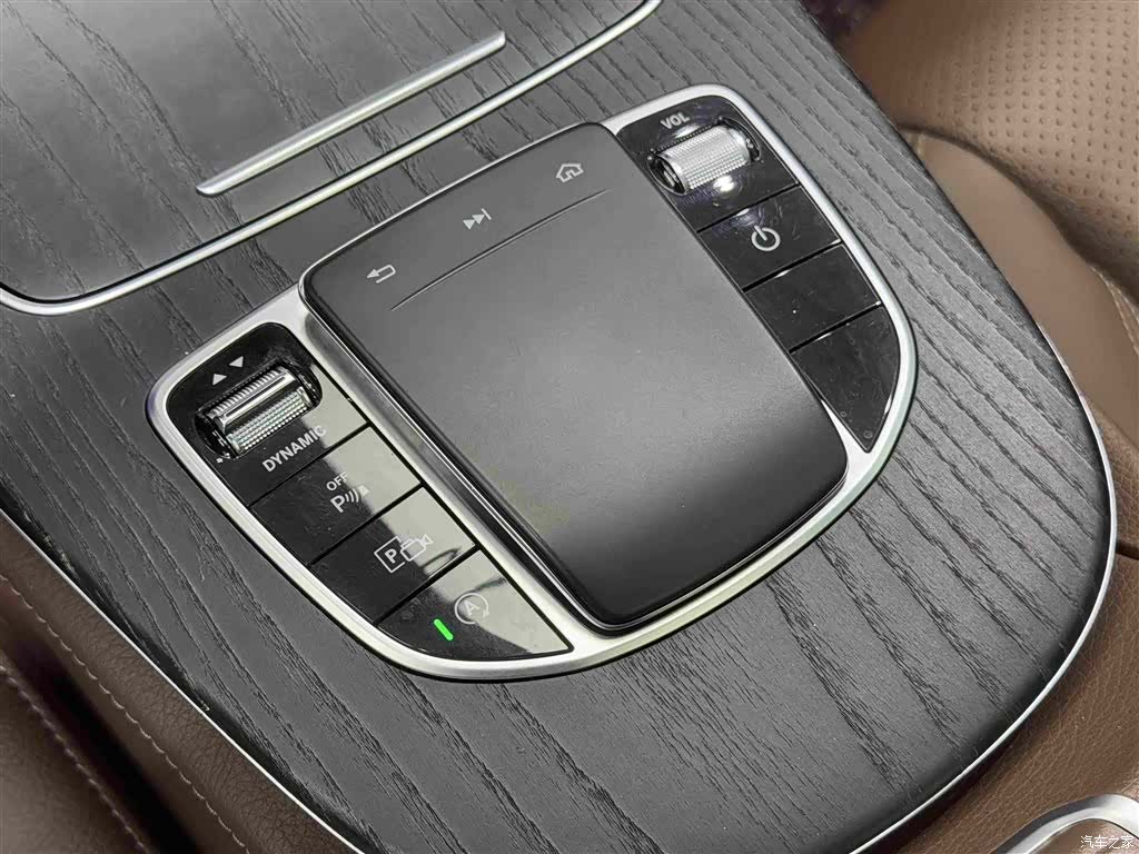 Mercedes-Benz E-Class, 2020 12