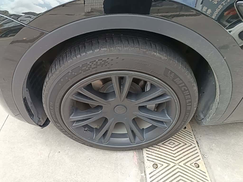 Tesla Model Y, 2021 23