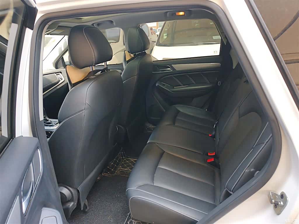 Roewe RX5, 2021 17