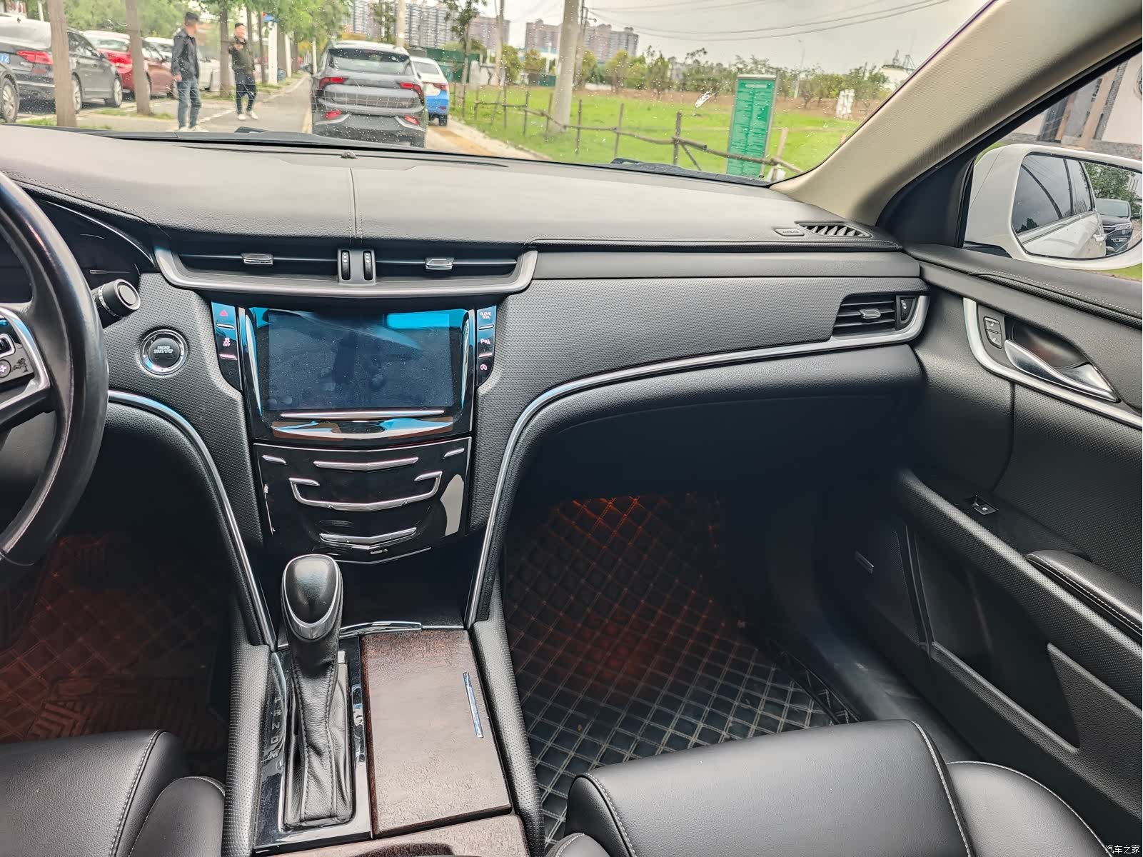 Cadillac XTS, 2019 14