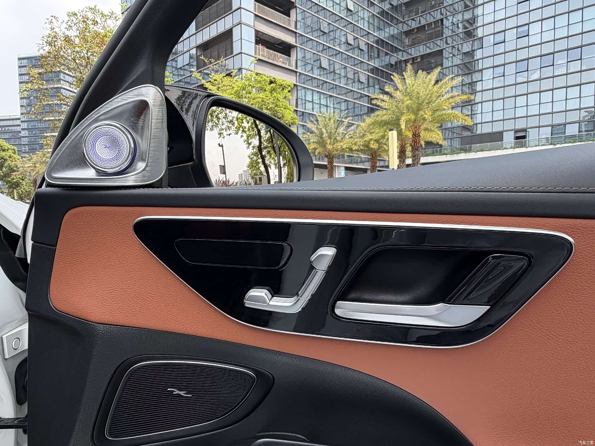 Mercedes-Benz C-Class, 2023 12