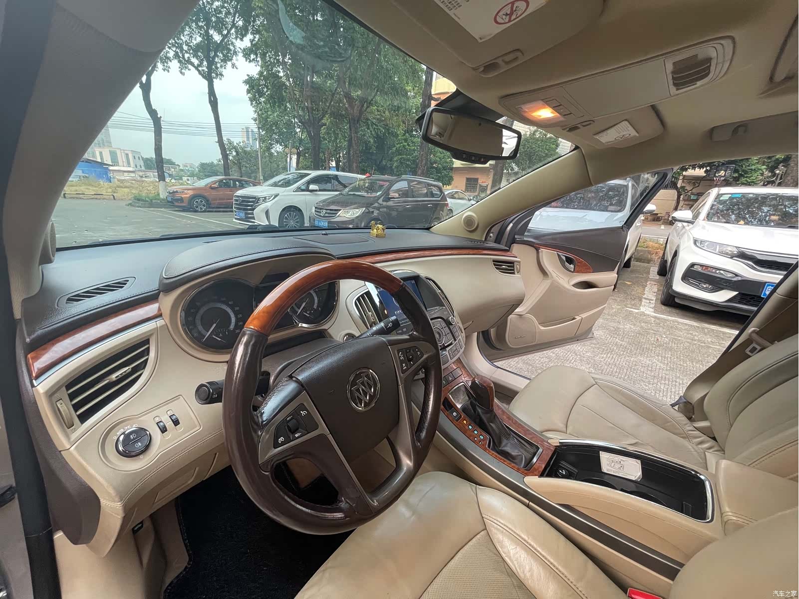 Buick LaCrosse, 2013 10