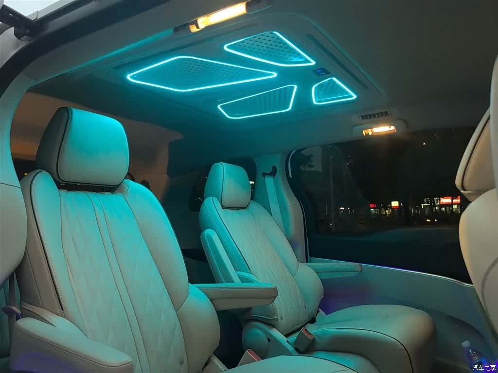 Buick GL8, 2022 11