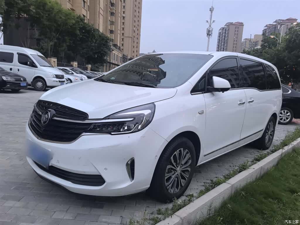 Buick GL8, 2022 1