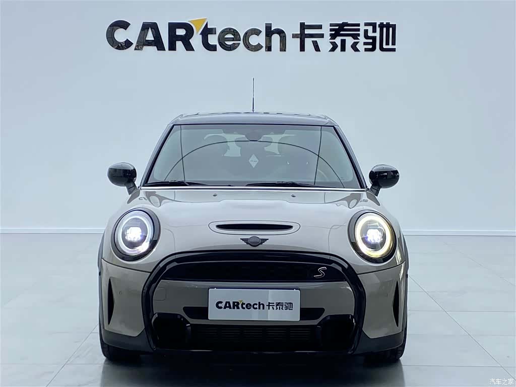 Mini Cooper, 2023 3
