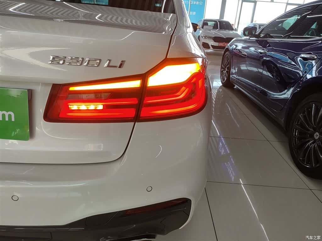 BMW 5 Series, 2018 8