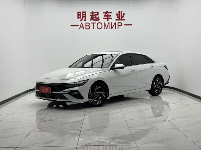 Hyundai Elantra 2023 — купить из Китая под заказ