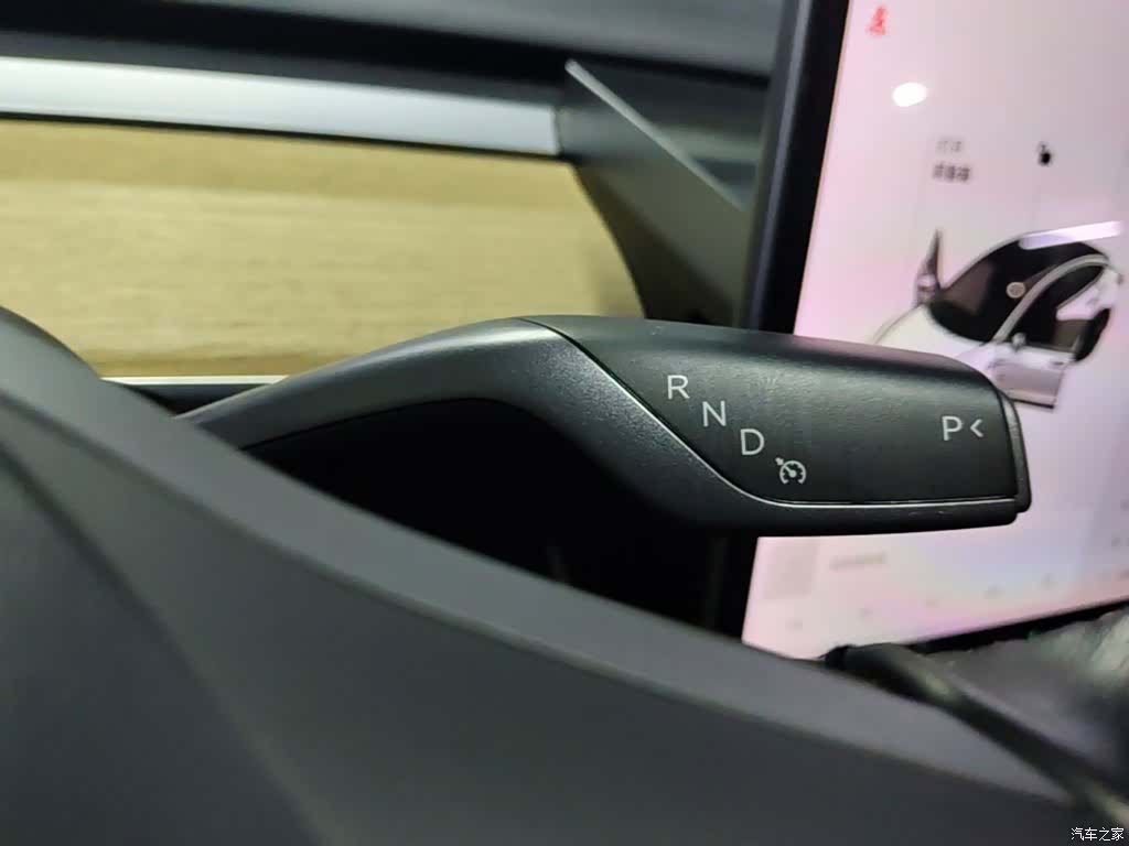 Tesla Model 3, 2019 14