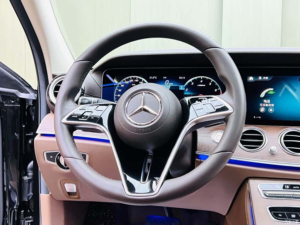 Mercedes-Benz E-Class, 2022 10
