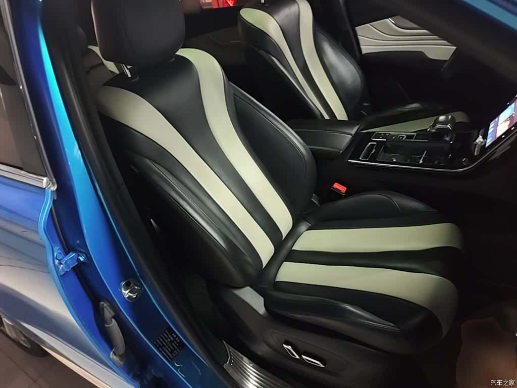 Roewe RX5, 2019 25
