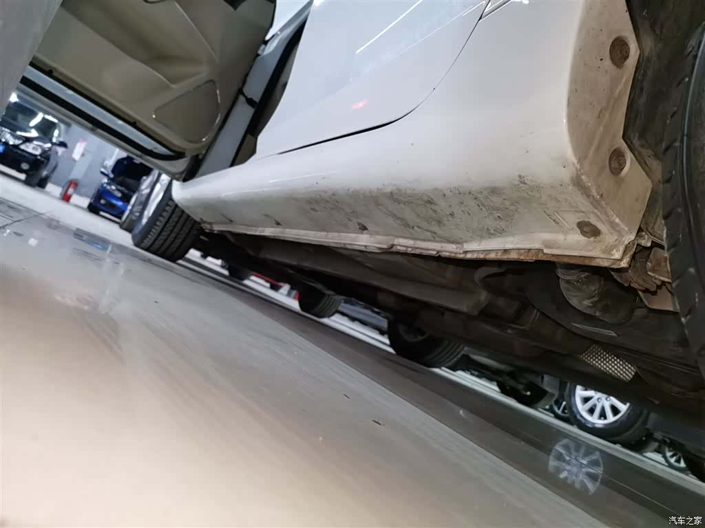 Geely Emgrand, 2017 21