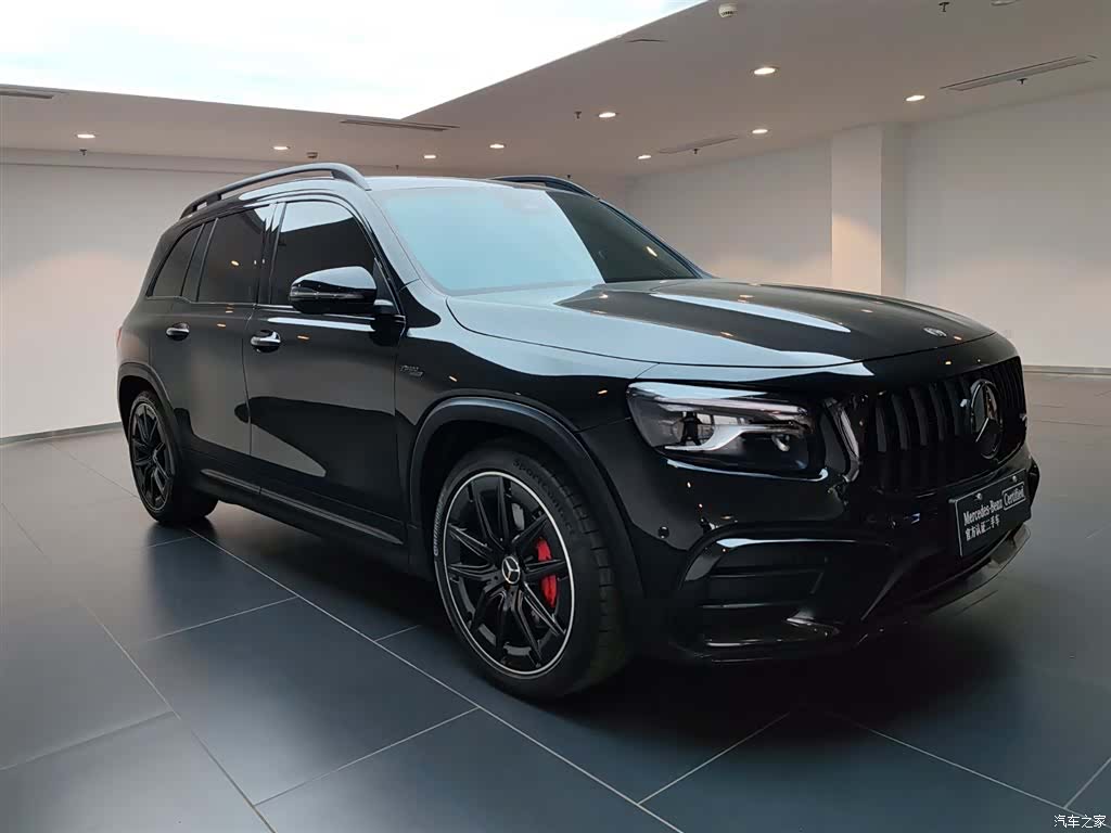 Mercedes-Benz GLB, 2025 2