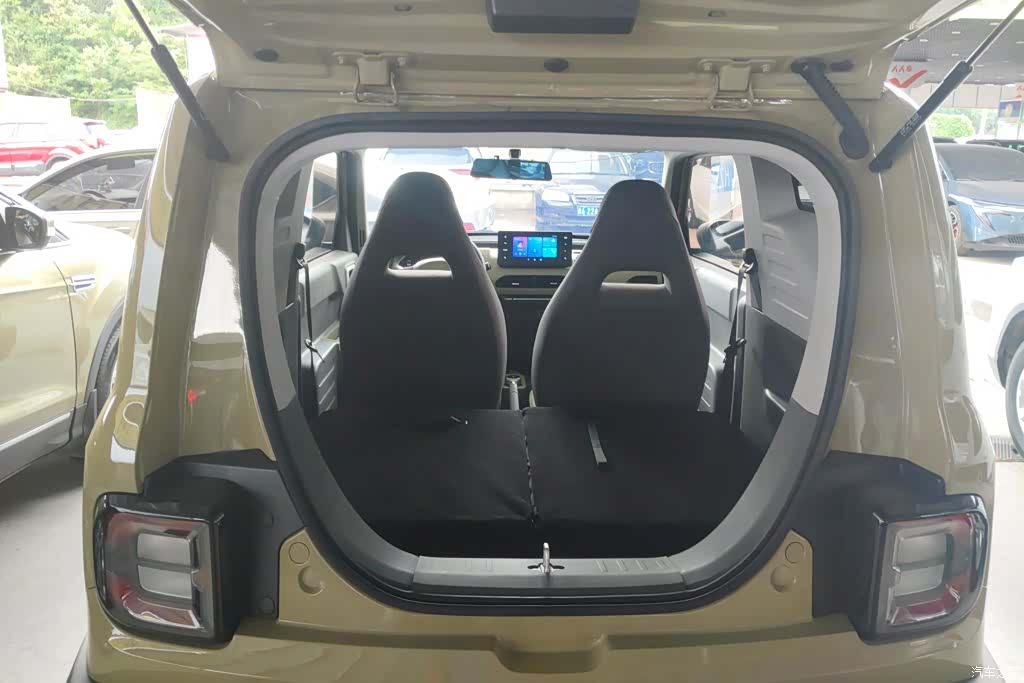 Geely Panda, 2024 4