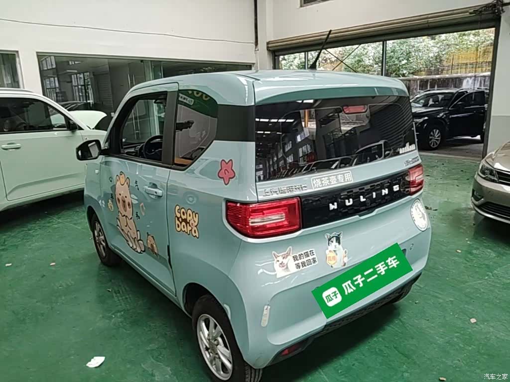 Wuling MINIEV, 2021 все фото