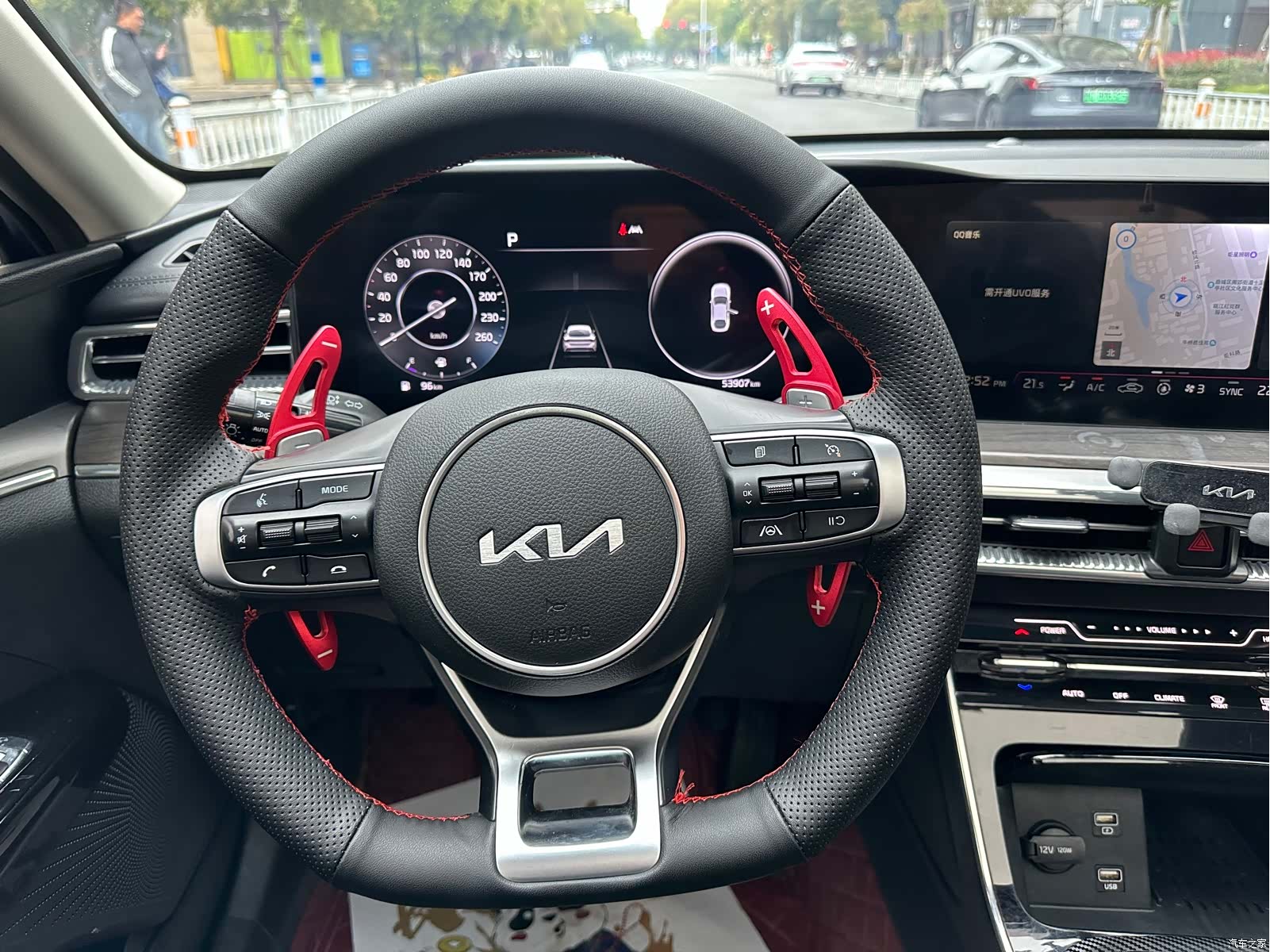 Kia K5, 2022 10