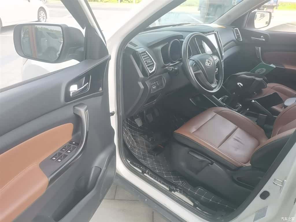 Changan CX70, 2016 16