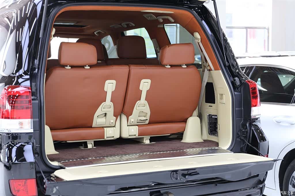 Toyota Land Cruiser, 2017 23