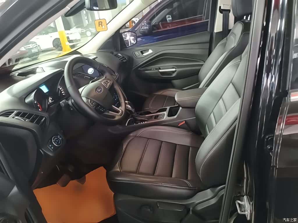 Ford Kuga, 2019 15