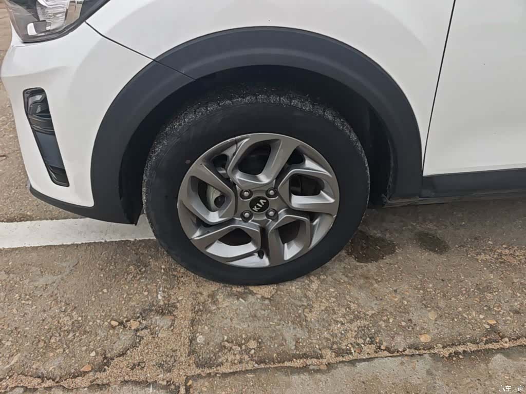 Kia KX1, 2018 25