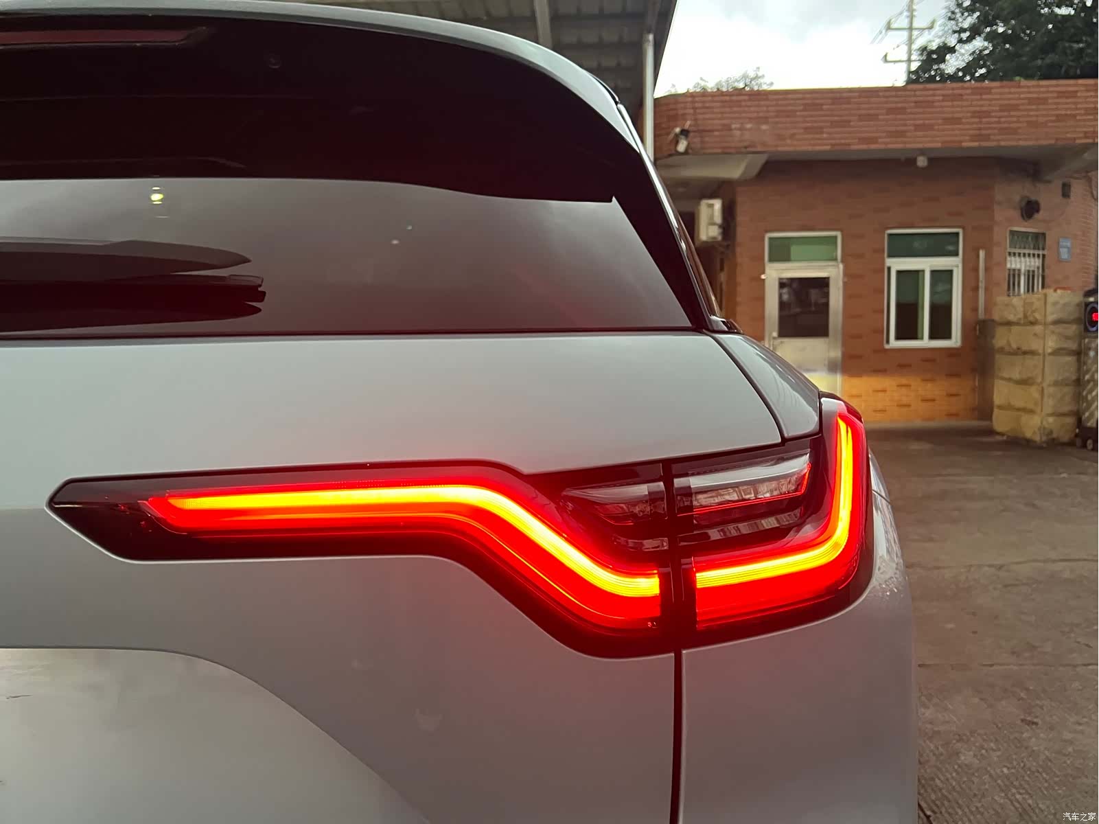 NIO ES6, 2021 10