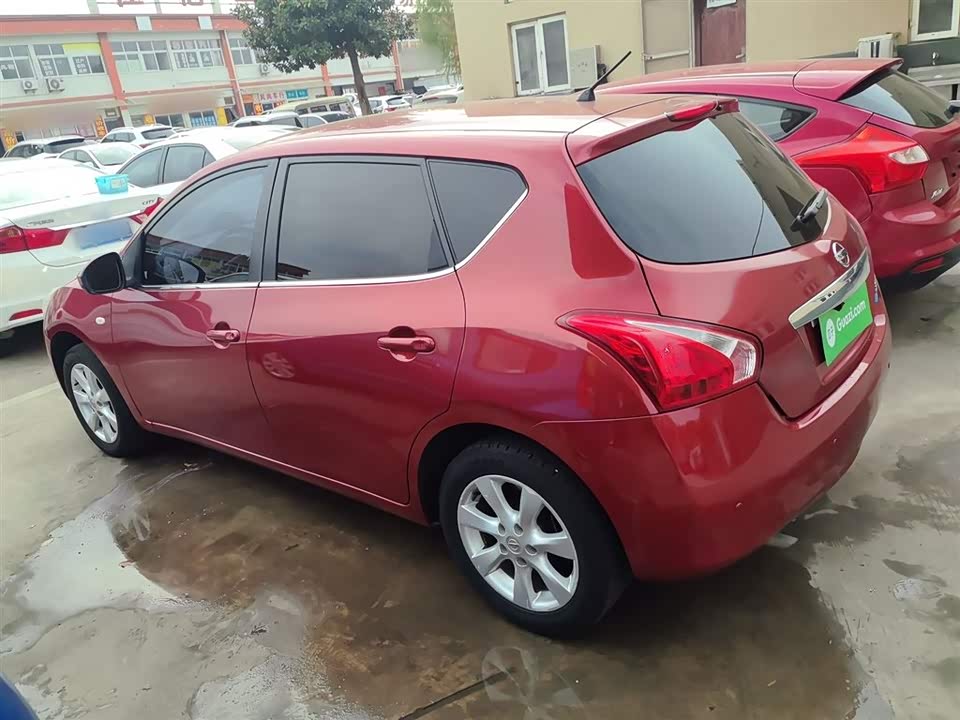Nissan TIIDA
