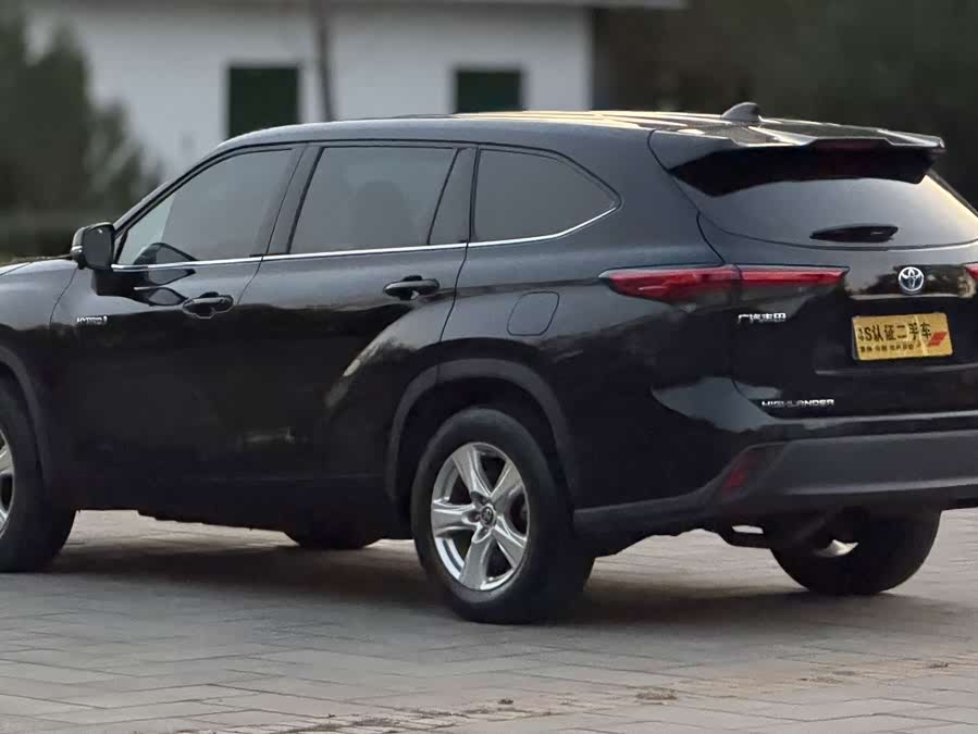 Toyota Highlander 2024, фото 4