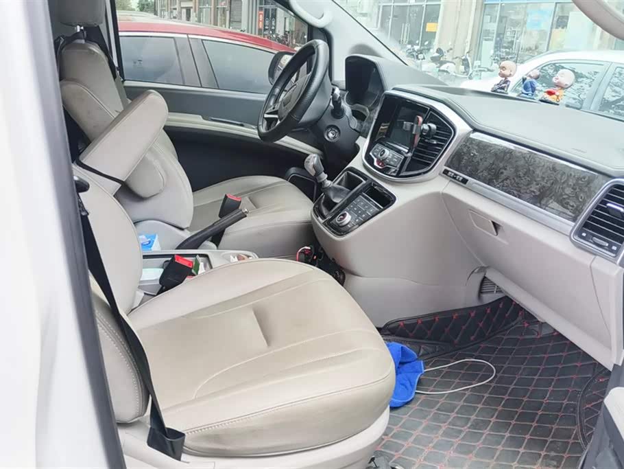 JAC Refine Ruifeng M4