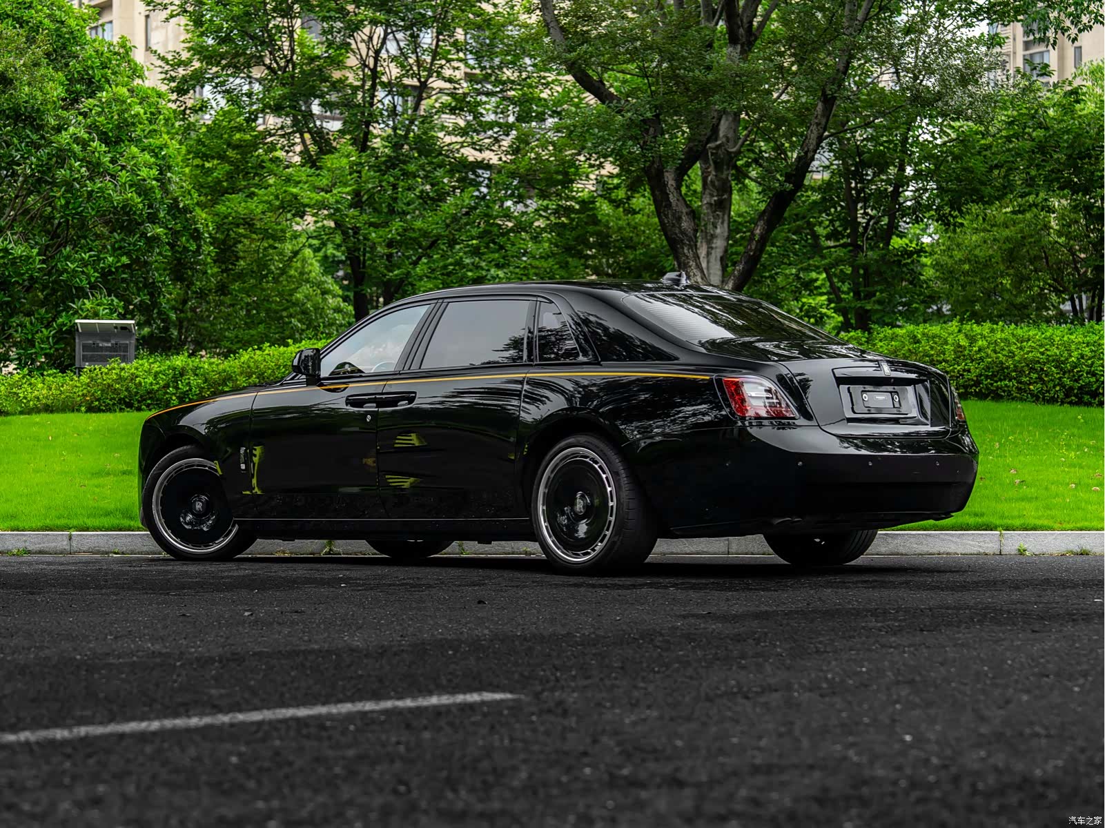 Rolls-Royce Ghost, 2021 15